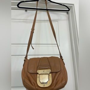 Micheal kors cross body
